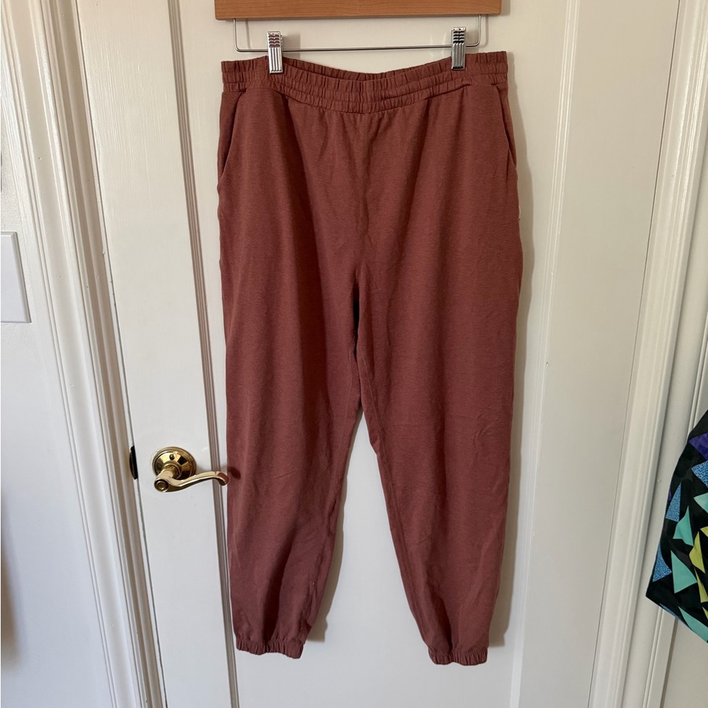 Vuori boyfriend pink Joggers